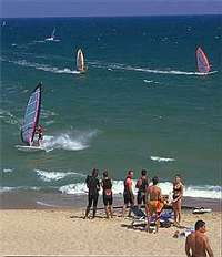 Fuerteventura ist ein tolles Ziel für Surfer